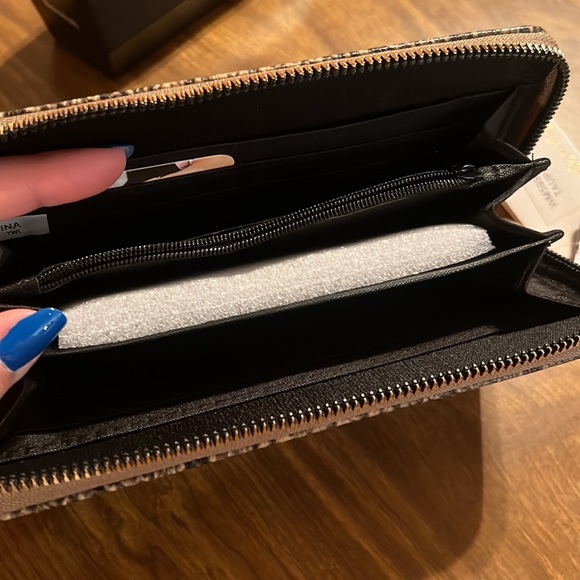 3/$20 🦋 Sasha New York Wallet | Faux Snakeskin | NWT - Picture 4 of 5